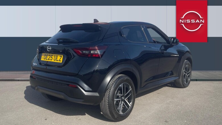 Nissan Juke 1.0 DiG-T N-Connecta 5dr DCT Petrol Hatchback